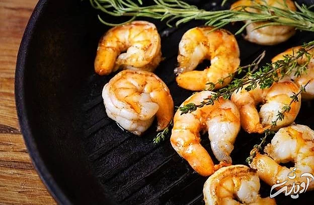 گوشت میگو از غذاهای دریایی گرم مزاج گوشت میگو